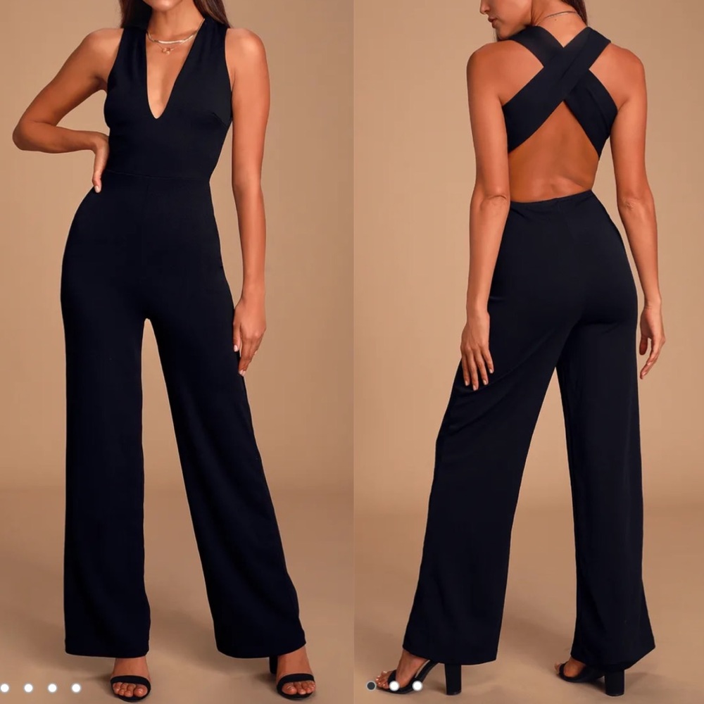 Lulu’s NWT Backless Jumpsuit